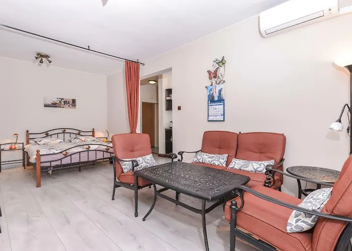 Visit Sofia Macedonia Square Central Apartment By Flat Mаnager